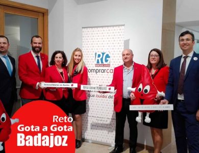 Reto gota a gota banco de sangre Badajoz con Begoña Ballesteros de Mayoball y Angel Pinar