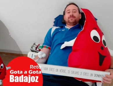 Reto gota a gota banco de sangre Badajoz con Begoña Ballesteros de Mayoball y Angel Pinar