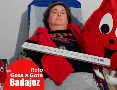 Reto gota a gota banco de sangre Badajoz con Begoña Ballesteros de Mayoball y Angel Pinar