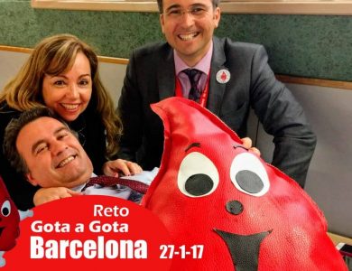Reto gota a gota banco de sangre Barcelona con Begoña Ballesteros de Mayoball y Angel Pinar