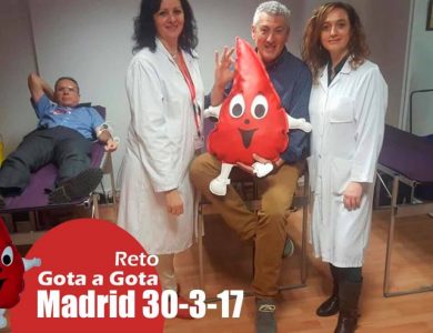 Reto gota a gota banco de sangre Madrid con Begoña Ballesteros de Mayoball y Angel Pinar