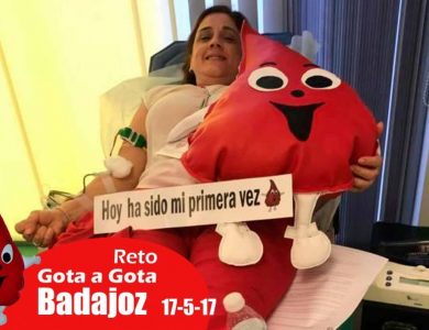 Reto gota a gota banco de sangre Badajoz con Begoña Ballesteros de Mayoball y Angel Pinar