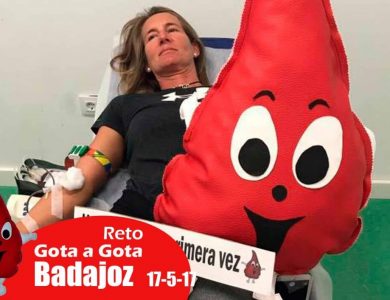 Reto gota a gota banco de sangre Badajoz con Begoña Ballesteros de Mayoball y Angel Pinar