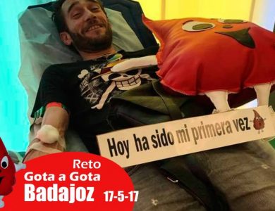 Reto gota a gota banco de sangre Badajoz con Begoña Ballesteros de Mayoball y Angel Pinar