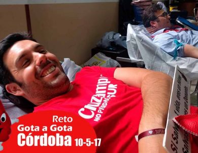 Reto gota a gota banco de sangre Cordoba con Begoña Ballesteros de Mayoball y Angel Pinar